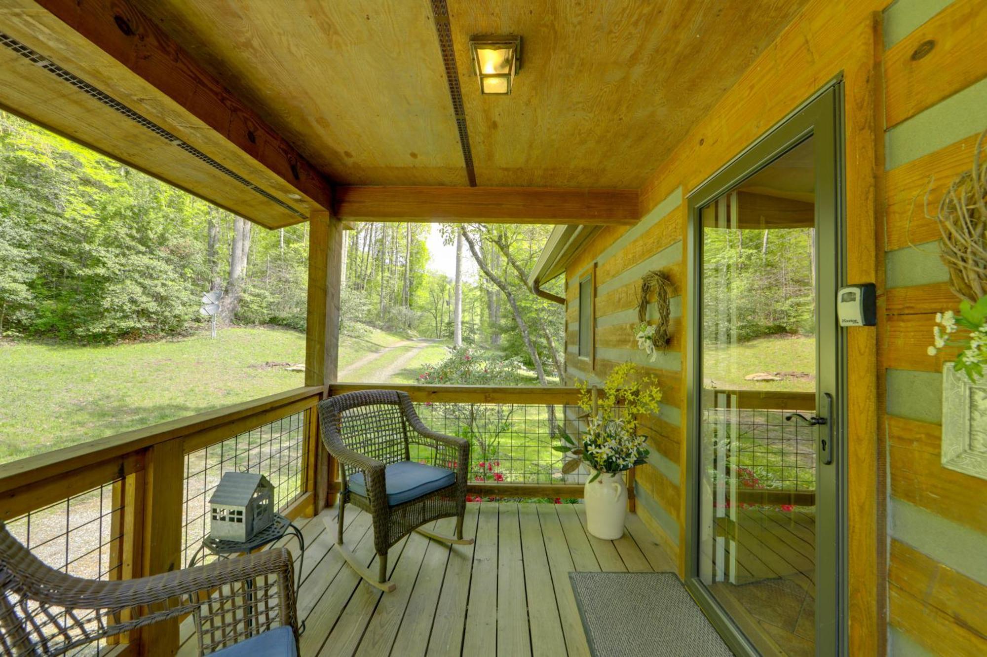 North Carolina Cabin - Hot Tub, Near Coopers Creek บรายซันซิตี ภายนอก รูปภาพ