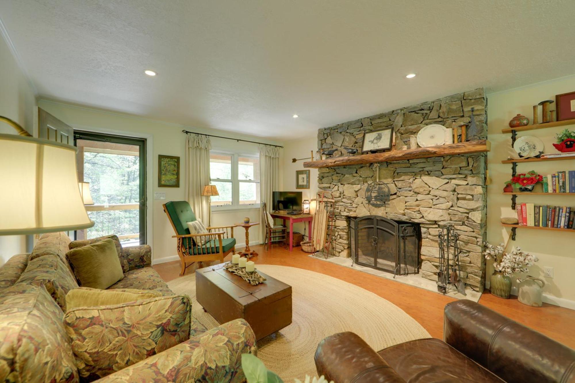 North Carolina Cabin - Hot Tub, Near Coopers Creek บรายซันซิตี ภายนอก รูปภาพ